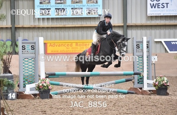 JAC_8856 - CLASS 3 ARENA EVENTING BE 70