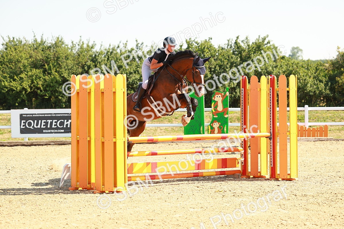 SBM_000100 - Class 2 - Senior British Novice - 90cm
