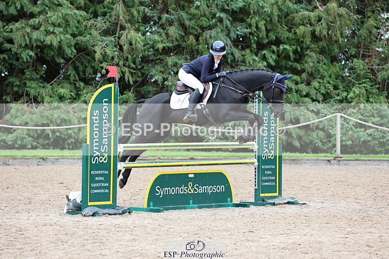 251026A-125921-24953 - G-505-Sarah.Amos