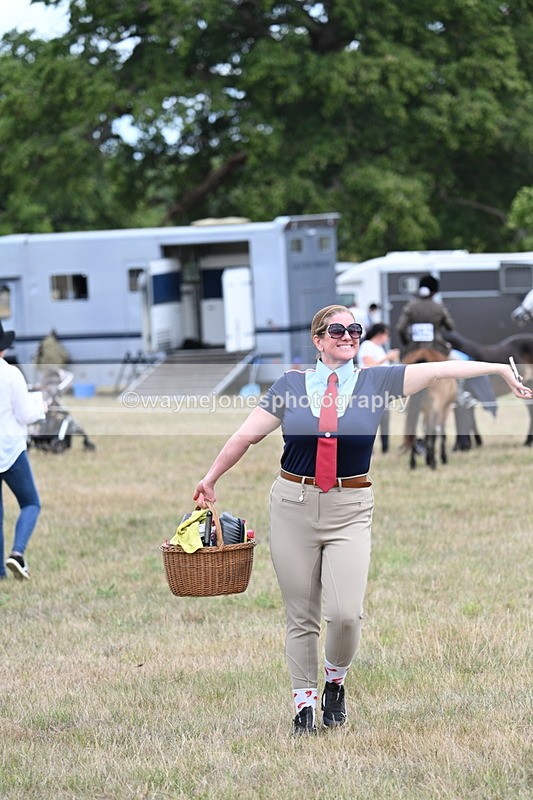 WJ7_4603 - Class 12 Ridden Cob