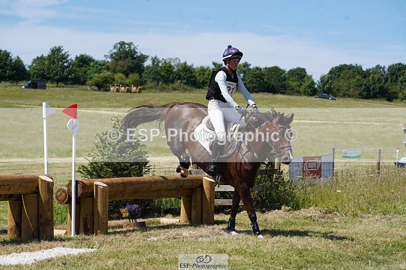 240629X-143304-3229 - 211-Valentine_Emsens-FELINE