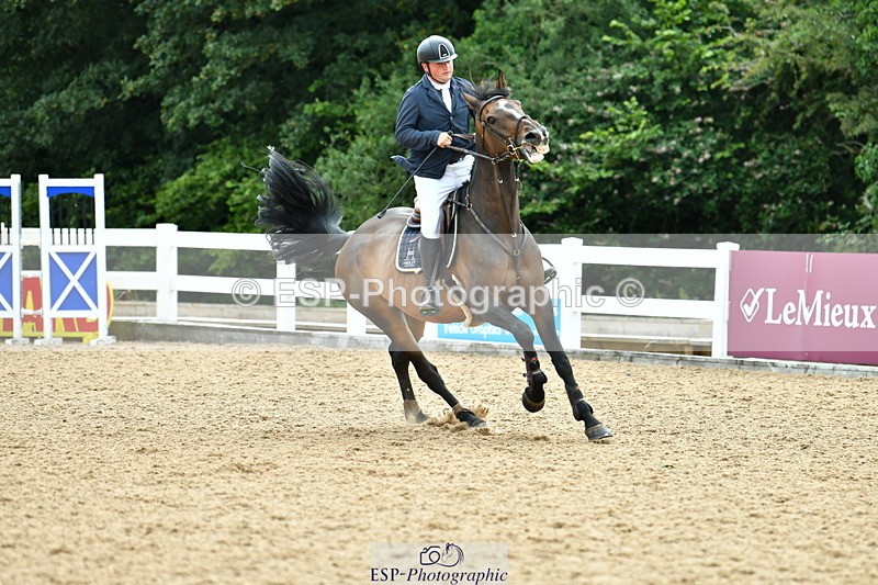 230721A-144831-07106 - Cls 22, 1 Star Gold 1.30m