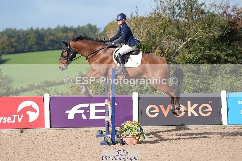 251005-102947-02560 - Cls 22 British Novice and 90cm