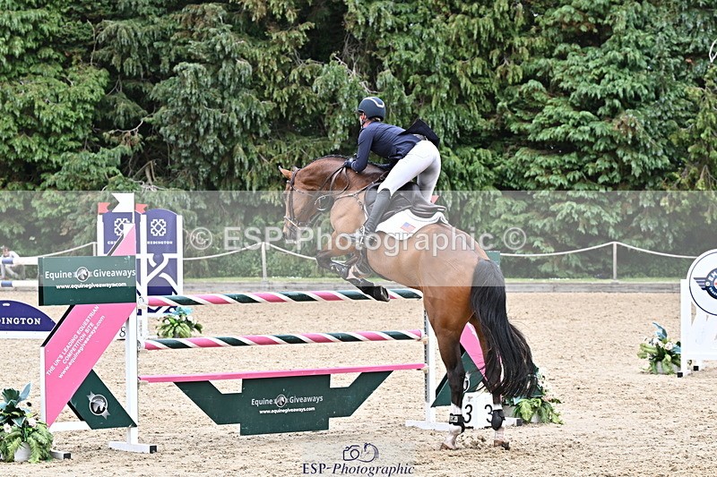 250524A-142205-12467 - D-460-Jenny.Caras-SOMMERSBY