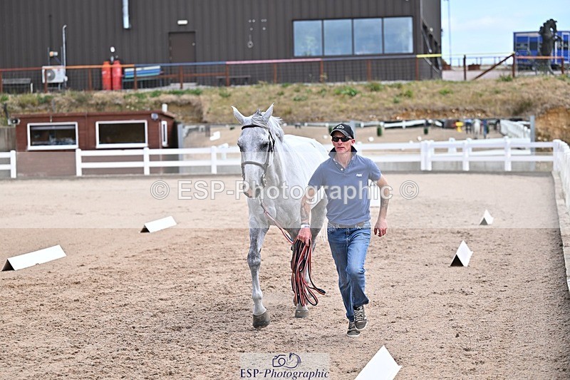 250716-131218-00397 - Trot Up 12.30 to 1.30