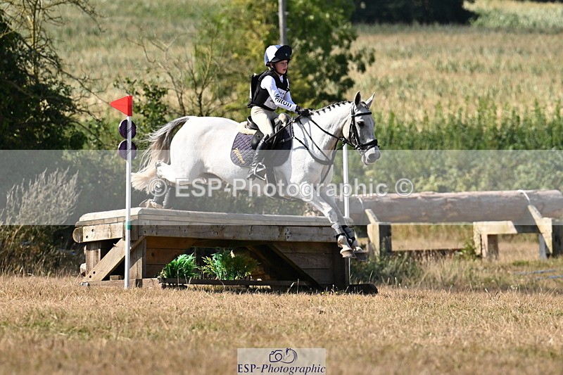 250824A-151730-38720 - 2130-Holly.Haworth-Twilight.Dancer