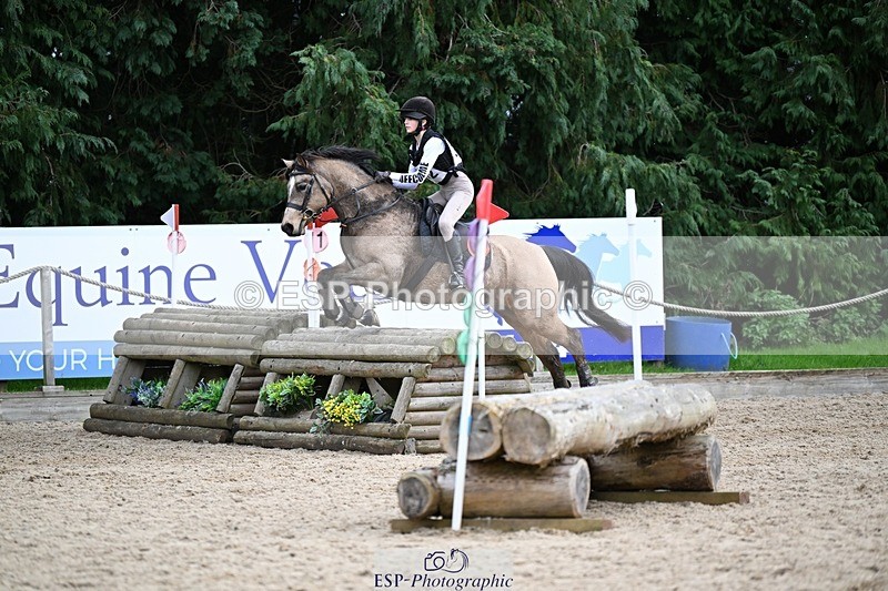 241117-140305-04395 - Cls 3 90-95cm 14.00 to 15.00