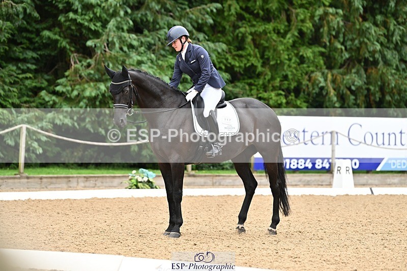 240811-100642-04680 - 117-Katie.Kneen-Springtime.Everafter