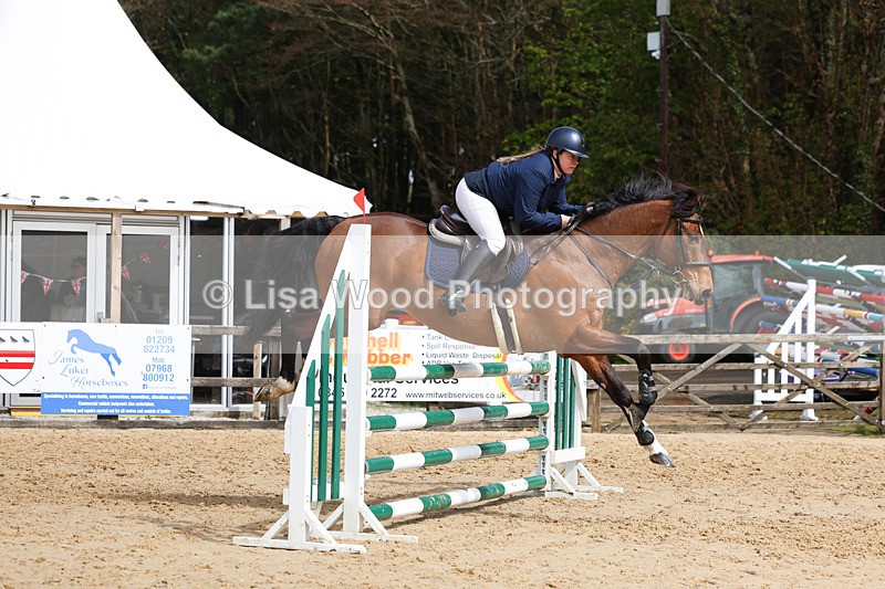 3E7A1411 - Class 6: Senior 1.05m