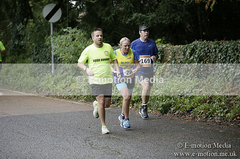 CAD131019-0943 - Cadence Events Grittleton 10km 13/10/19