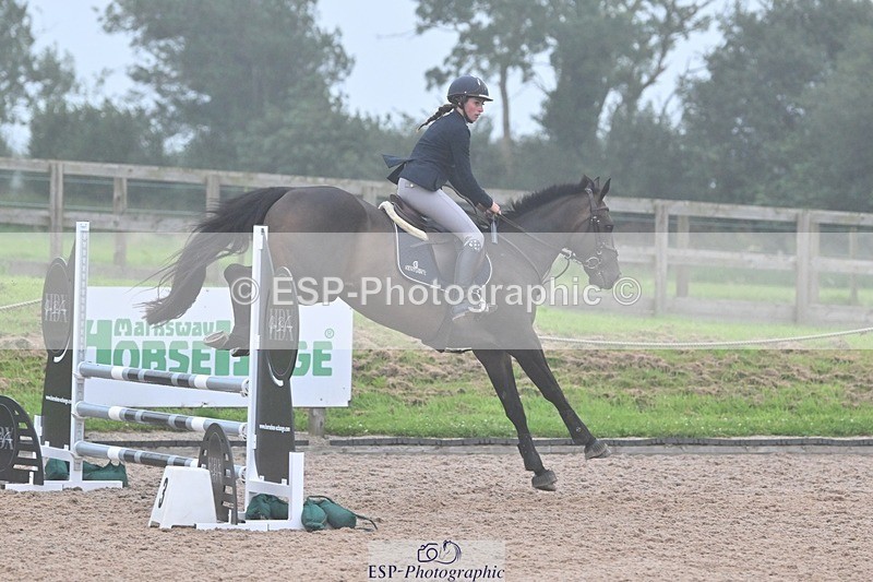 240813-192825-00933 - Classes 7 A&B 90cm