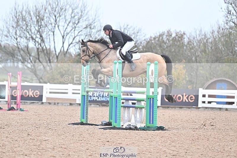 251029-121459-00441 - Newcomers and 1.10m