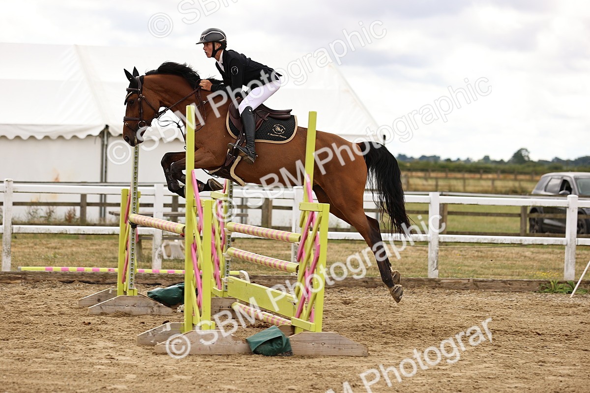 SBM_026864 - Class 13 - Senior Newcomers - 1.10m