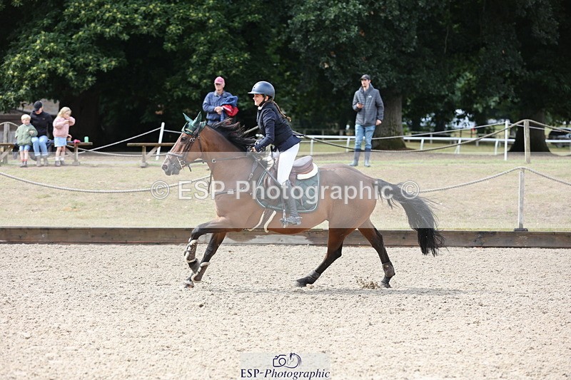 250831A-133433-10320 - Cls 42 Snr 1m Grand Prix