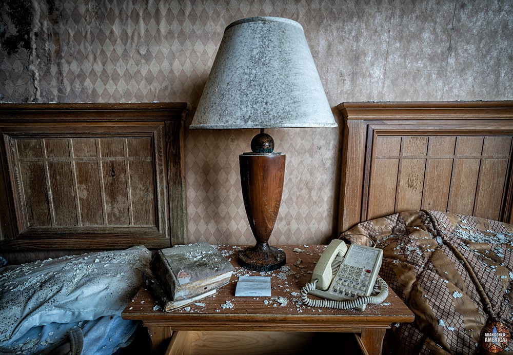  - ABANDONED PLACES