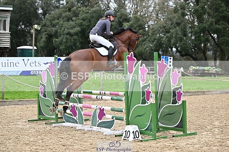 250201A-094654-00062 - Cls 01 Local Horse 90cm