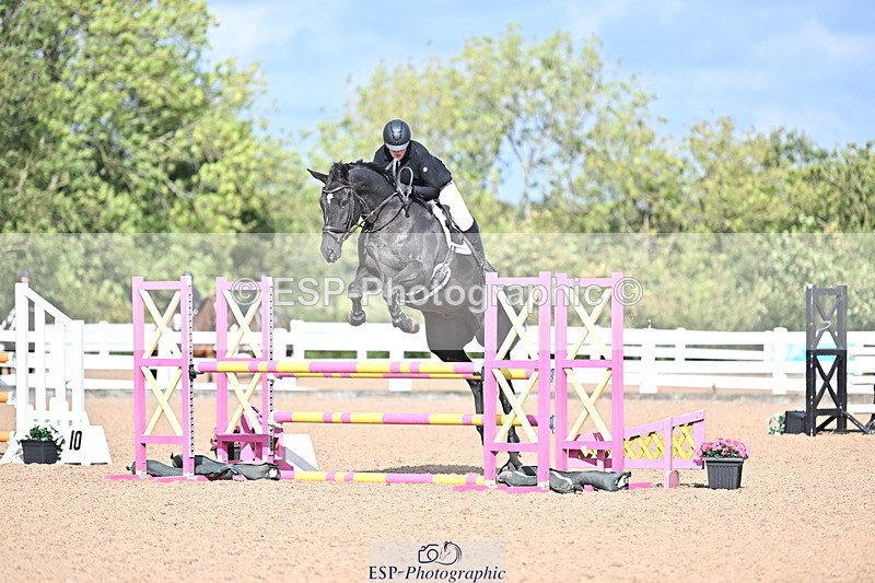 241005A-112223-03312 - SAT Cls 17 95cm Amateur Quali