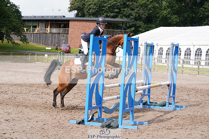 240824X-123912-24193 - 80cm Round 1 12.00 to 13.00