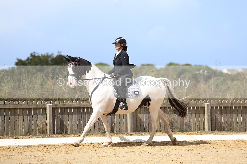 3E7A4089 - Class 9: Novice 6 Section B Championship