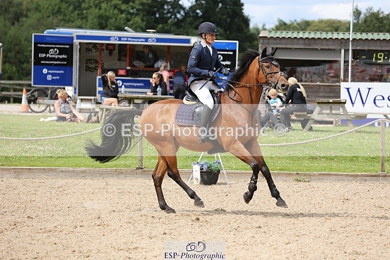 240711-155505-29174 - Cls 124 Foxhunter