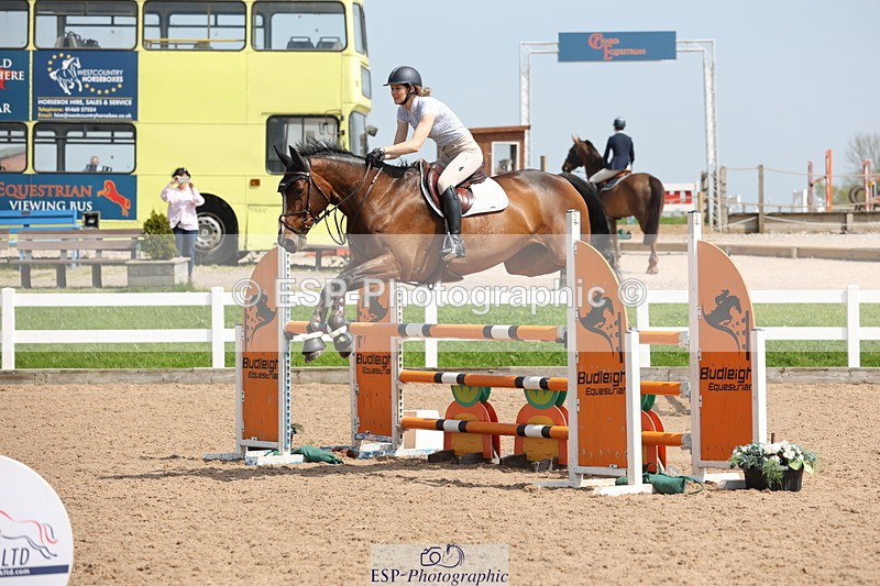 240510A-143819-07755 - Cls 17 1.05m National Am Quali