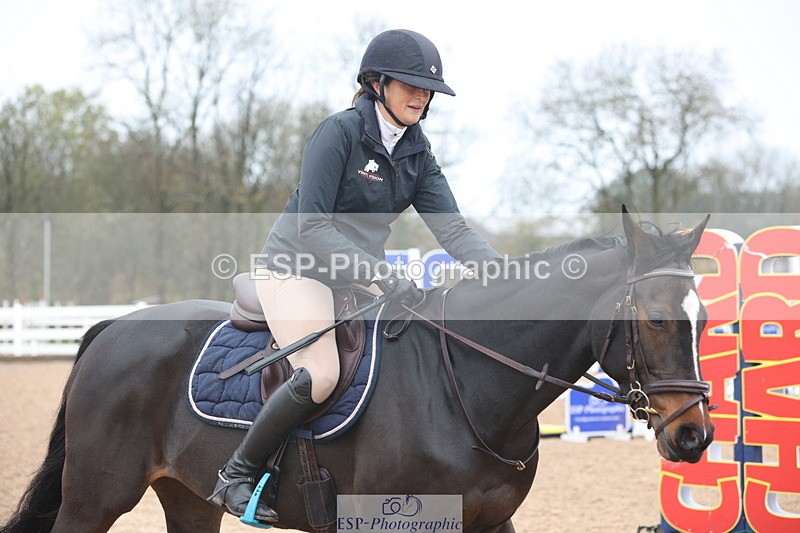 231112A-103820-03380 - Cls 17 Blue Chip Novice Winter Qualifier