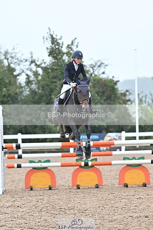 240925A-123520-00599 - Cls 3 Snr 1.05m Open