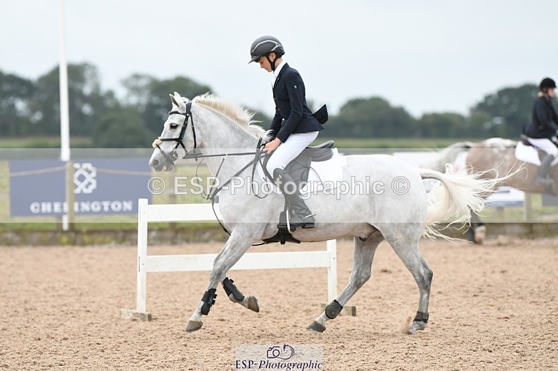 250807-111434-00528 - 90cm Round 1