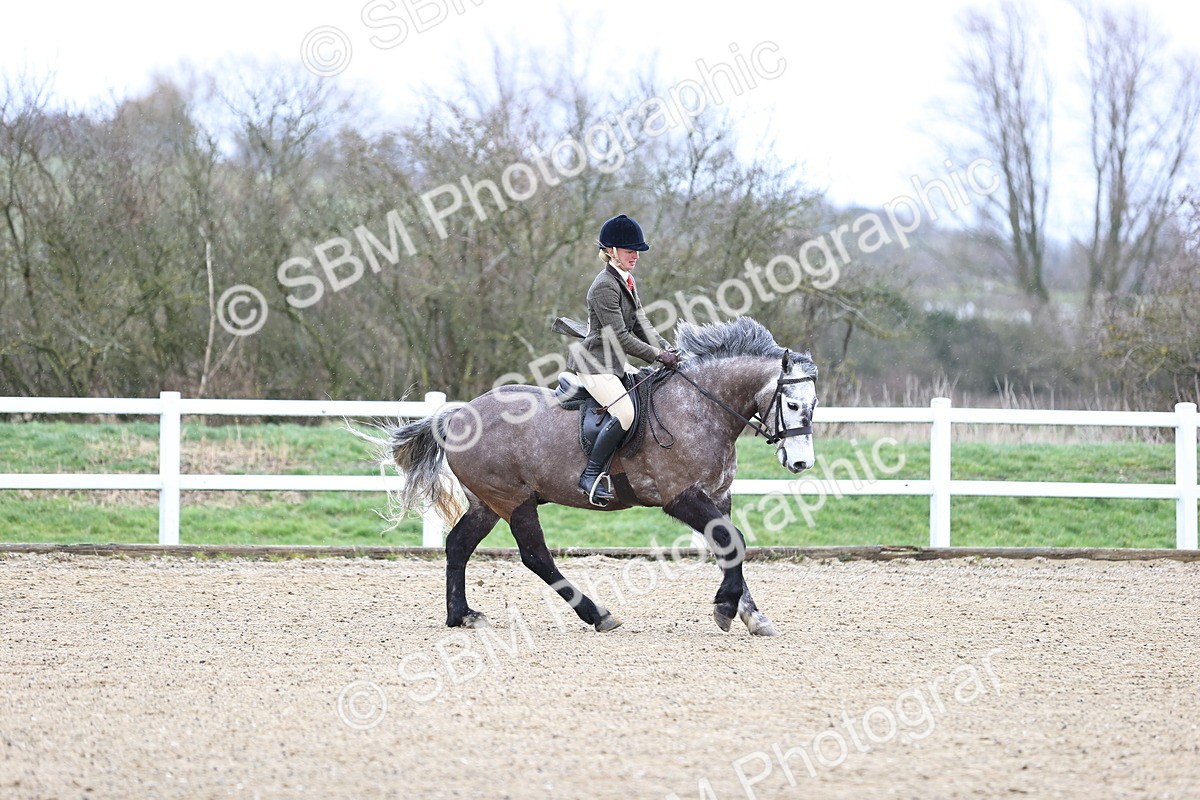 SBM_007590 - Class 31-32 - M&M Confined Novice Small-Large