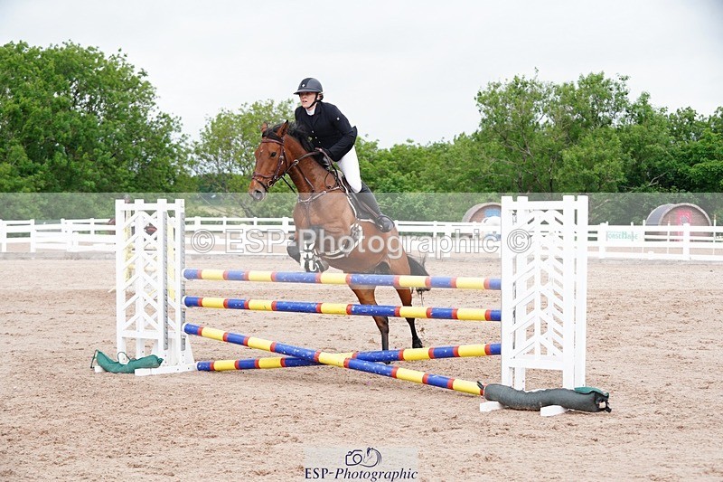 250524-121232-06548 - Cls 21 A&B Snr Disco & 1.00m Open