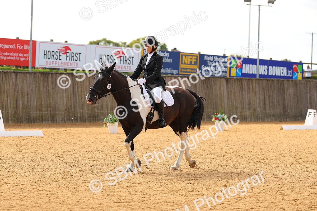 SBM_43943 - D6 - Small Tour Championship - Intro C