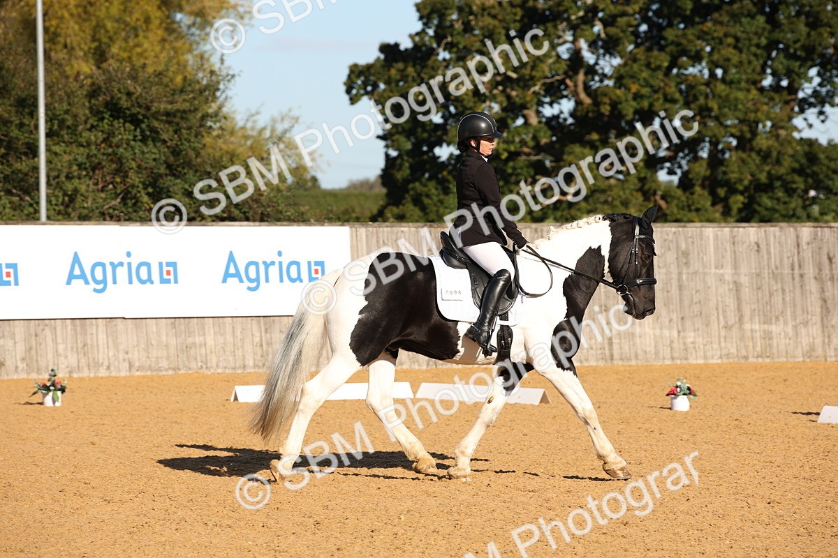 SBM_01809 - D2 Small Tour Championship Intro C