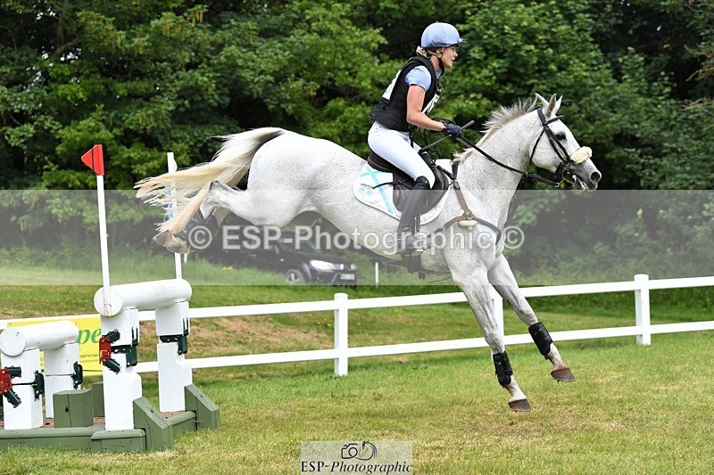 230528-142206-17848 - 475-GLADSTONE_II-Ginny_Thomasen-XC