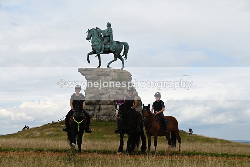 DSC_7546 - Time at Statue 13:16 to 13:52
