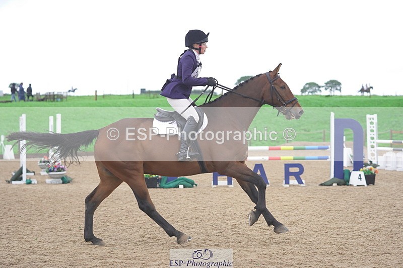 230924A-111022-04533 - 100 SJ 11.00 to 12.00