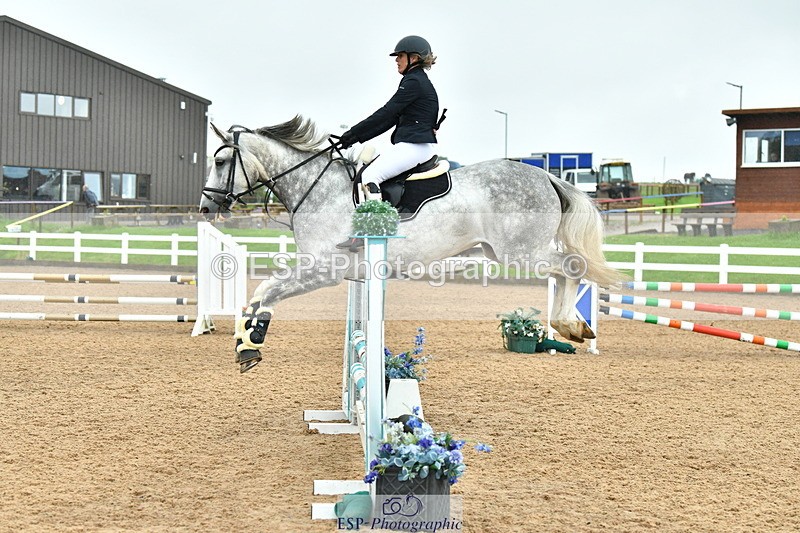 230730A-130827-09964 - Cls 33 85cm Amateur Quali