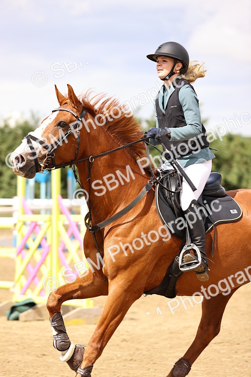 SBM_026986 - Class 13 - Senior Newcomers - 1.10m