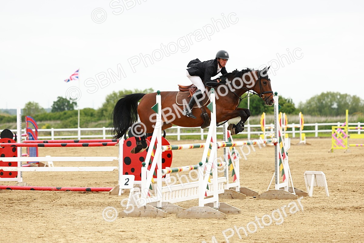 SBM_001141 - Class 5 - Senior Foxhunters - 1.20m