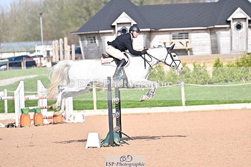 260225-124654-00324 - Cls 4 Newcomers and 1.10m