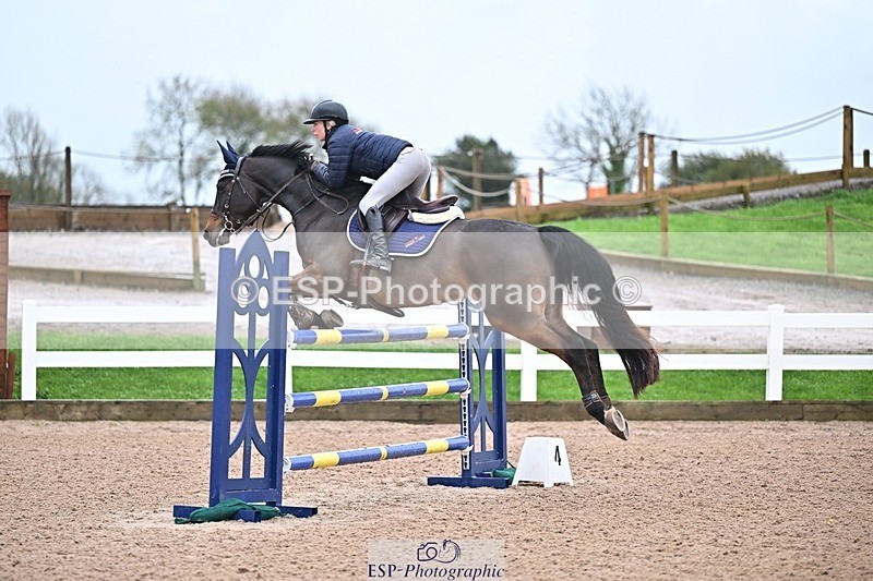 251029-133141-00572 - Foxhunter and 1.20m