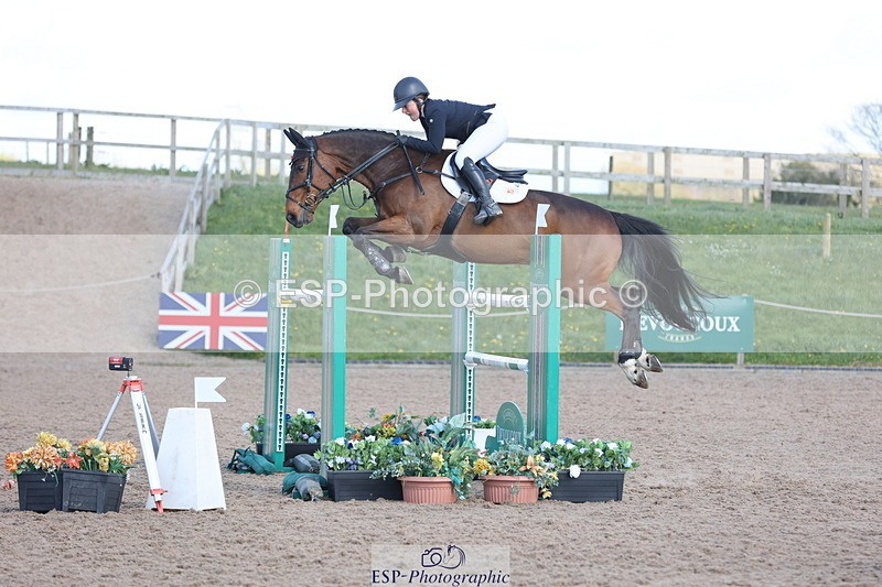 240419A-161529-09259 - Cls 10, 2 Star Big Tour 145cm  15.45 to 16.35 break