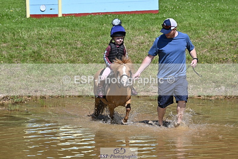 240728B-111451-01258 - Gemma's Group XC