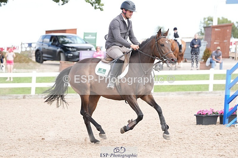 250805-160205-00210 - 70cm