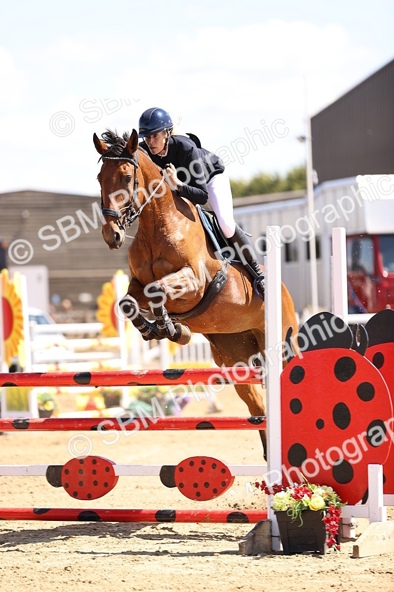 SBM_014852 - Class 15 - Senior Newcomers - 1.10m Open