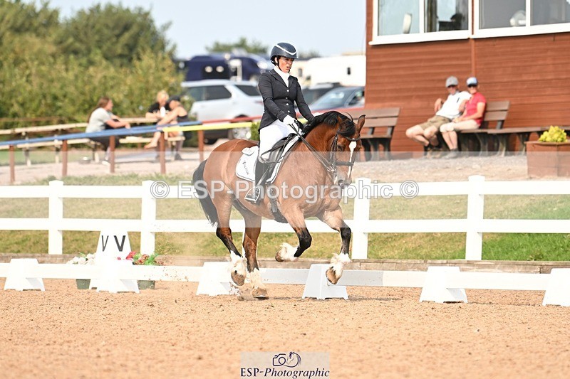 250816-155137-06277 - 030-Jane.HendyCefnbangor.Rob.Roy