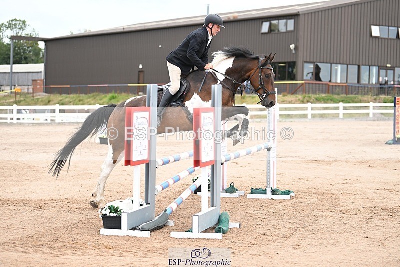 250727-085518-08646 - Cls 31 British Novice and 90cm