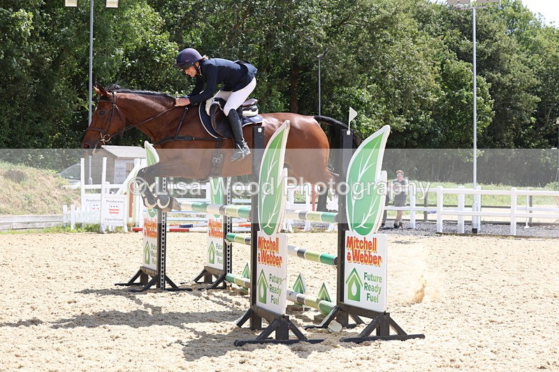 3E7A6276 - Class 7: Senior 1.05m