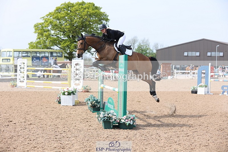 240511A-154214-14787 - Cls 36 National 1.30m Open