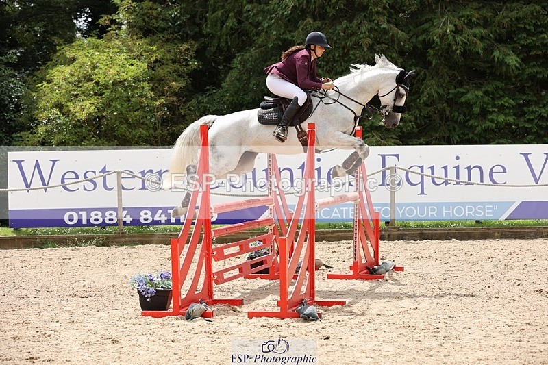 240711-123754-27197 - Cls 122 1.10m Amateur Quali