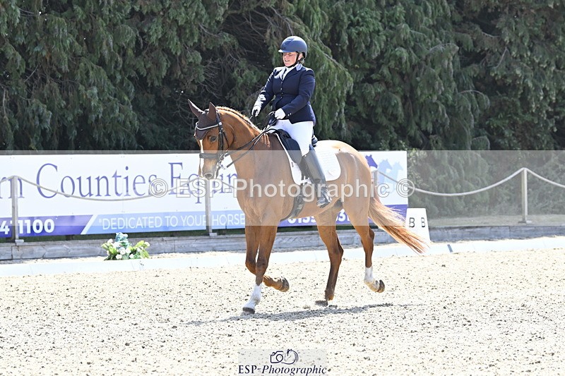 250810A-115711-05595 - 107-Sophie.DickinsonFurst.Ricci